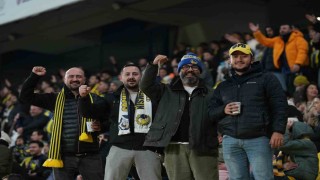 Trendyol Süper Lig: Fenerbahçe: 3 - Konyaspor: 0 (İlk yarı)