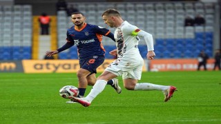 Trendyol Süper Lig: RAMS Başakşehir: 0 - Gaziantep FK: 0 (Maç devam ediyor)