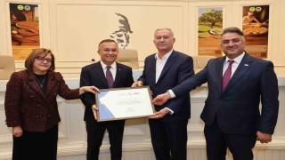 Türk Patent ve Marka Kurumundan Hasan Altuna teşekkür belgesi