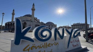 Türkiyenin dört bir yanında kar, Konyada güneş var