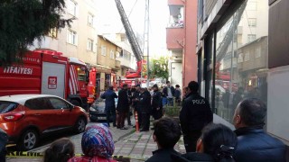 Tuzlada çatı yangını korkuttu