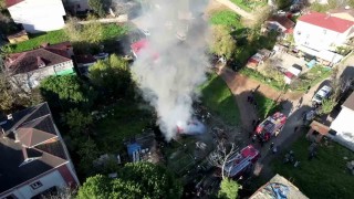 Tuzlada gecekonduda yangın: Alevler gökyüzünü kapladı