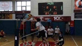 TVF Erkekler 1. Ligi: Düzce Belediyesi Spor Akademisi: 3 - TVF Spor Lisesi : 2