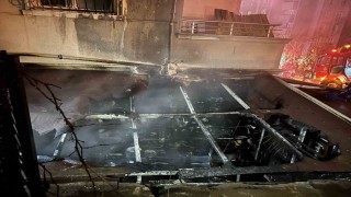 Ümraniyede dükkan alevlere teslim oldu