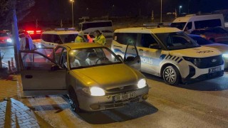 Uygulama yapan polise çarpıp, kaçan şahıs tutuklandı