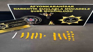 Uyuşturucu emdirilmiş peçeteyle yakalanan 2 kişi gözaltına alındı