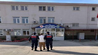 Uyuşturucu suçundan aranan şahıs Nazillide yakalandı