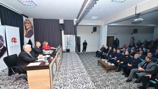 Vali Aksoy, muhtarlar ile bir araya geldi