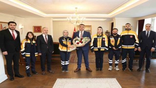 Vali Aslan acil sağlık çalışanları ağırladı