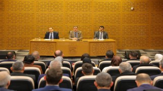Vali Eldivandan kurum amirlerine talimat: Hizmetlerde aksaklığa mahal verilmeyecek