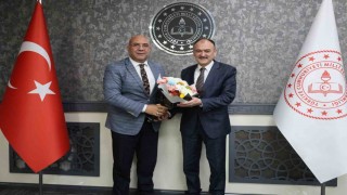 Van İl Millî Eğitim Müdürü Çandıroğlu görevine başladı