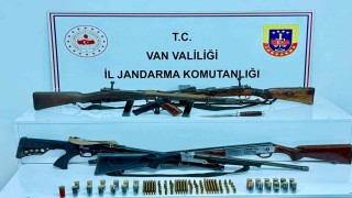 Vanda silah ele geçirildi: 1 gözaltı
