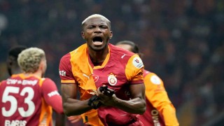 Victor Osimhen bu sezonki gol sayısını 11e çıkardı