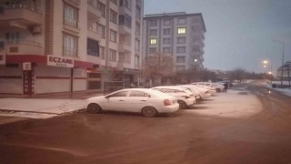 Yavuzelinde kar yağışı etkili oldu