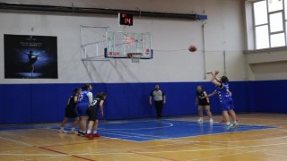 Yıldız Kız Basketbol Müsabakaları Bilecikte sürüyor