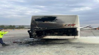 Yolcu otobüsü seyir halindeyken yangın çıktı