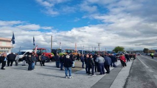 Yunanistanda çiftçiler yol kapattı, polisle gerilim arttı