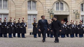 Zelenskiy, Macron ile bir araya geldi