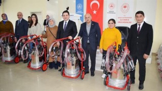 128 yetiştirici süt sağım makinesi ile buluştu