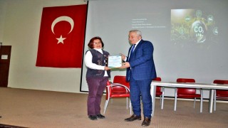 15 Eylül Mustafa Çapkan İlkokuluna Mavi Yeşil Okul Etiketi