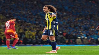2025 Turkcell Süper Kupa: Galatasaray: 0 - Fenerbahçe: 1 (İlk yarı)