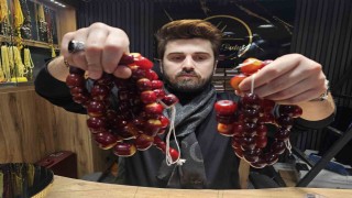 90 bin dolarlık 600 parça tarihi Osmanlı kehribarı, ustaların elinde yeniden şekillenecek