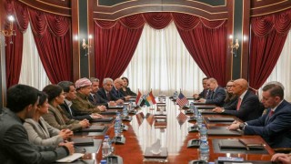 ABDnin Suriye Özel Temsilcisi Barrack, Erbilde terör örgütü SDG elebaşı Abdi ile bir araya geldi