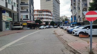 Adanada bu kez soğuk nedeniyle sokaklar boş kaldı