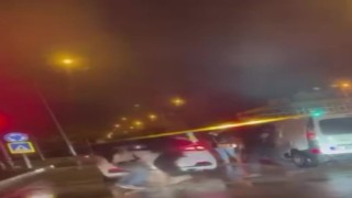 Adanada trafikte yumruklu kavga kamerada