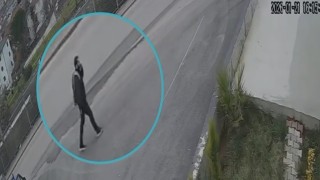 Adınız teröre karıştı yalanıyla 1 milyon TL dolandırdı, kaçış anı kameraya yansıdı