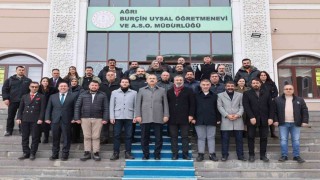 Ağrı Valisi Önder Bozkurt basın mensuplarıyla bir araya geldi