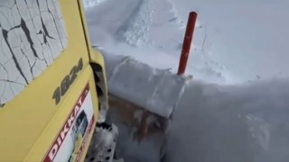 Ağrıda kapanan köy yolları yeniden ulaşıma açıldı