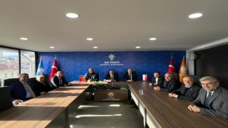 AK Parti Bilecik teşkilatı İl Genel Meclisi üyeleriyle bir araya geldi