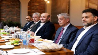 AK Parti Eskişehir İl Başkanı Albayraktan Demirspora moral yemeği