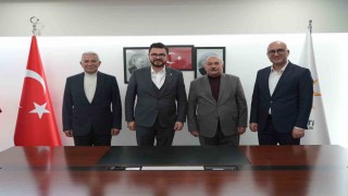 AK Partide 3 ilçe başkanı görevden alındı