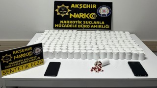 Akşehirde 10 bin 550 adet uyuşturucu hap ele geçirildi: 2 tutuklama