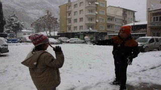 Amasyada kar yağışı nedeniyle eğitime ara verildi
