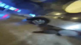 Aniden yola çıkan cip motosikletle böyle çarpıştı