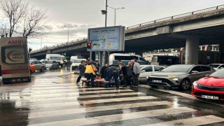Ankarada yaya geçidinde otomobilin çarptığı kadın yaralandı