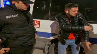Arabanın içinde bıçaklandı, Kaçmasaydım beni öldürürdü dedi
