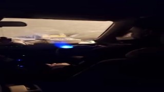 Araç içerisinde pürmüzle ısınmaya çalıştılar