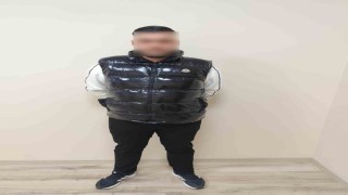 Arnavutköyde polisin şüphe üzerine GBT yaptığı kişi aranıyor ifadesi çıkınca yakayı ele verdi
