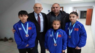 Arslantürk başarılı sporcuları ağırladı