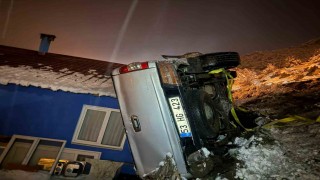 Artvinde trafik kazası: 1 ölü, 1 yaralı