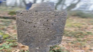 Asırlık Osmanlı mezarları yeniden ayağa kaldırıldı