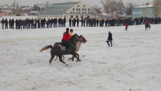 Aşkalede cirit coşkusu: Dostluk müsabakası ilgiyle izlendi