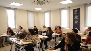 Aydında her yaştan vatandaş İngilizce öğreniyor