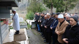 Azerbaycanda hayatını kaybeden tıp öğrencisi Büşra, Orduda toprağa verildi