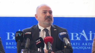 BAİB Başkanı ihracat toplantısında rahatsızlanıp sözlerini yarıda kesmek zorunda kaldı