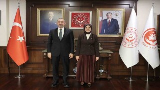 Bakan Göktaş, Cumhurbaşkanlığı Siber Güvenlik Başkanı Önal ile bir araya geldi